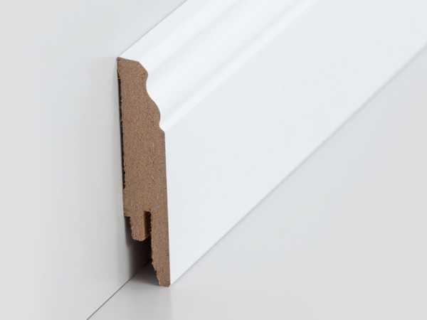 Profilierte MDF Fußleiste weiß foliert (16 x 78 mm)